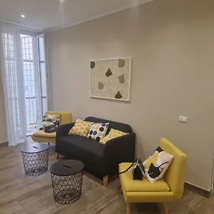 https://cozy-luxury-room-turati.it-romehotels.com