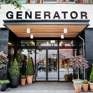 Generator אכסניה